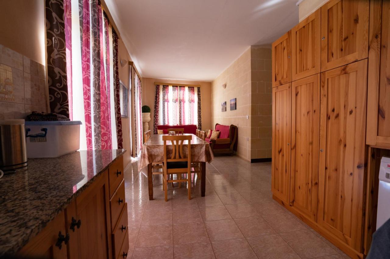 Sunset Seaview Accommodation 马萨佛恩 外观 照片
